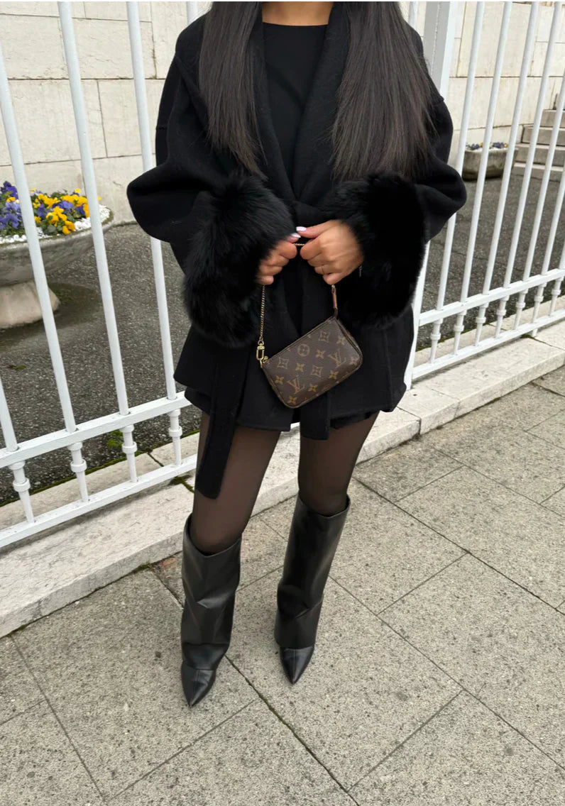 Melissa | Elegante Cappotto con Dettagli in Pelliccia