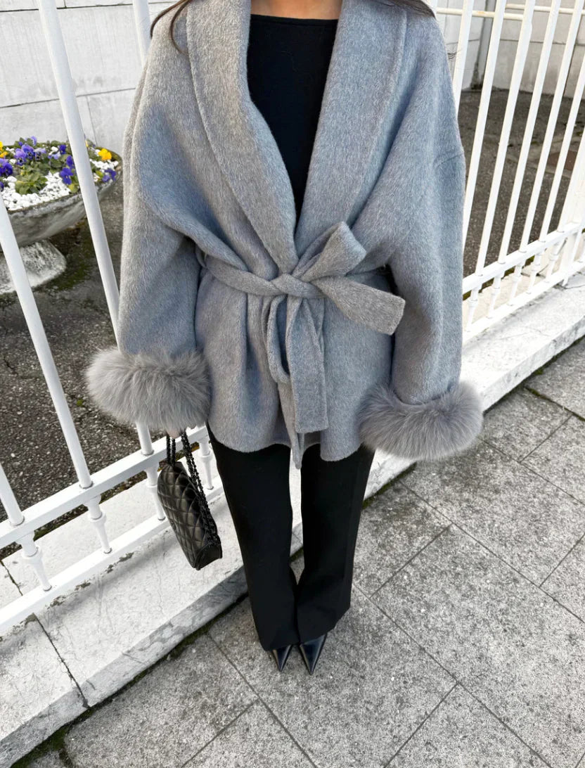 Melissa | Elegante Cappotto con Dettagli in Pelliccia