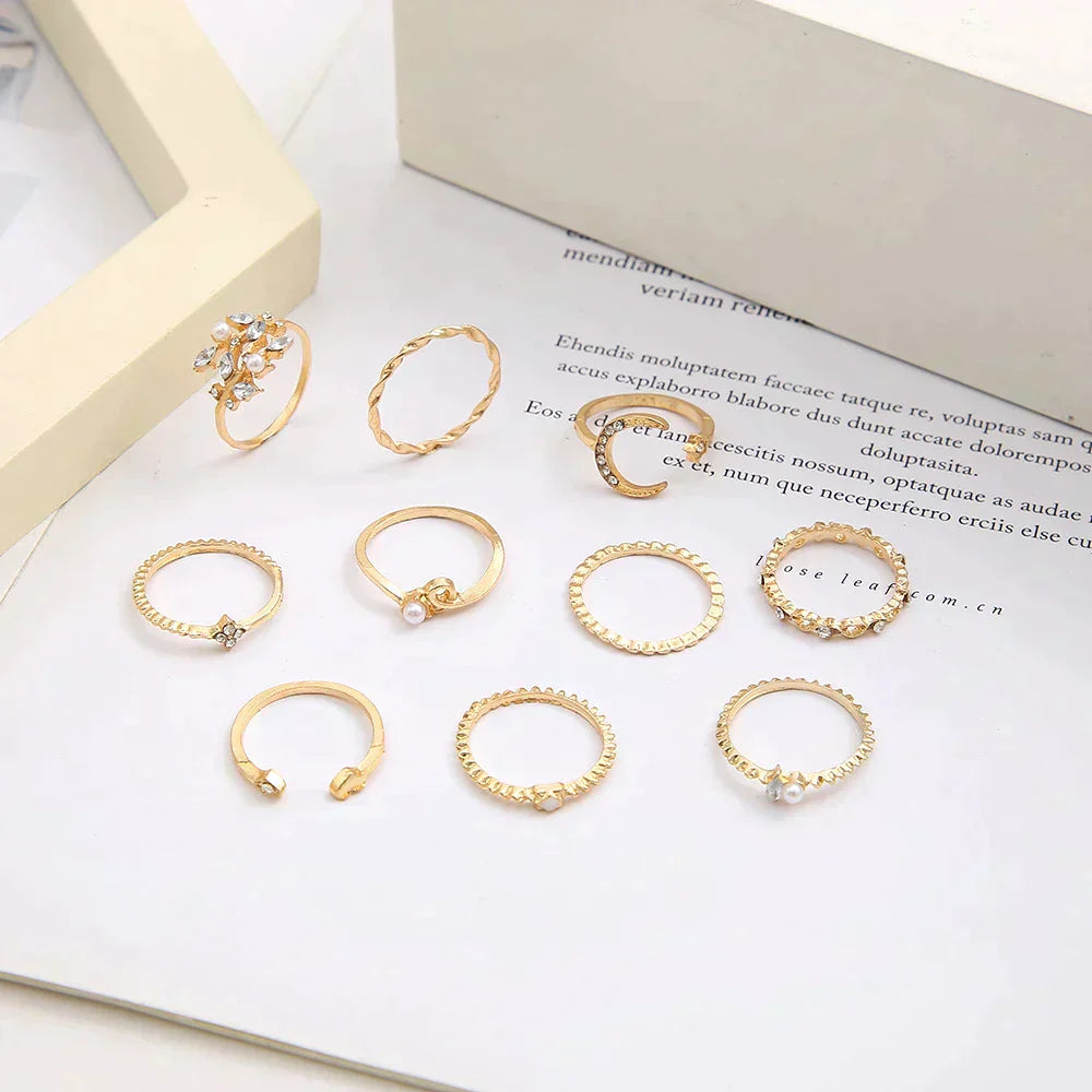 Set di 10 anelli eleganti bohemien in argento e placcato oro per un look sofisticato