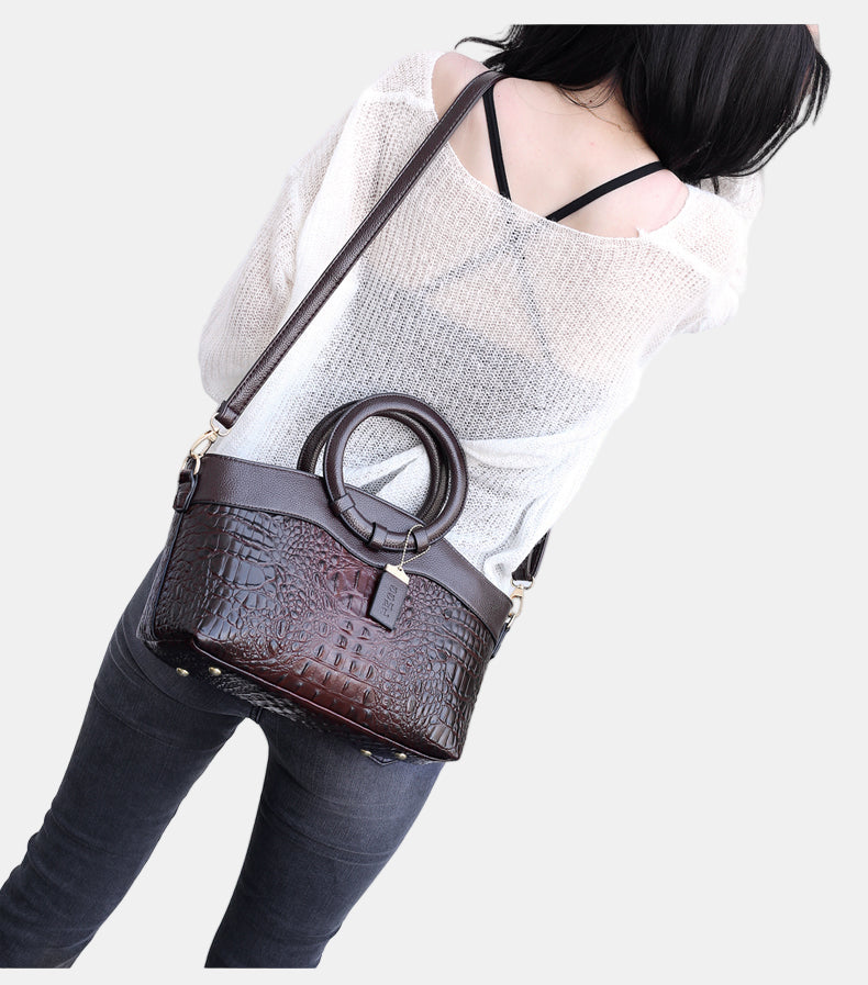 Carmina | Elegante Borsa a Mano con Pregiato Design
