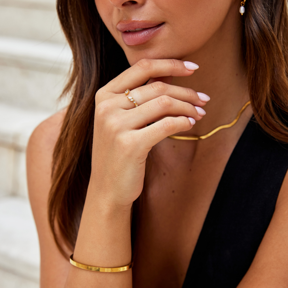 Anello in cristallo Serenity Gold per una brillantezza duratura