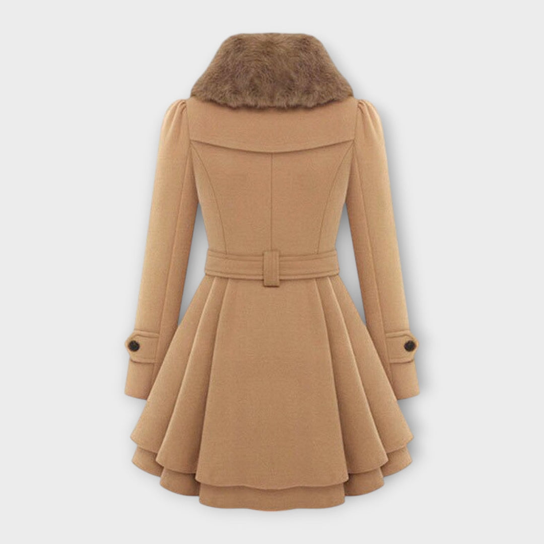 Elivara – Cappotto elegante con colletto in pelliccia