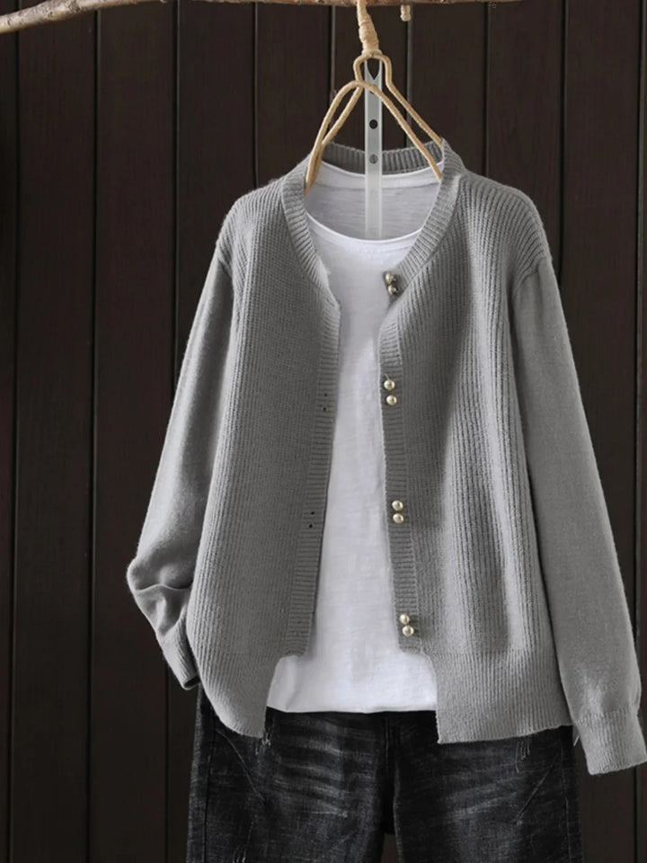 ELARA | CARDIGAN CON BOTTONI A PERLA