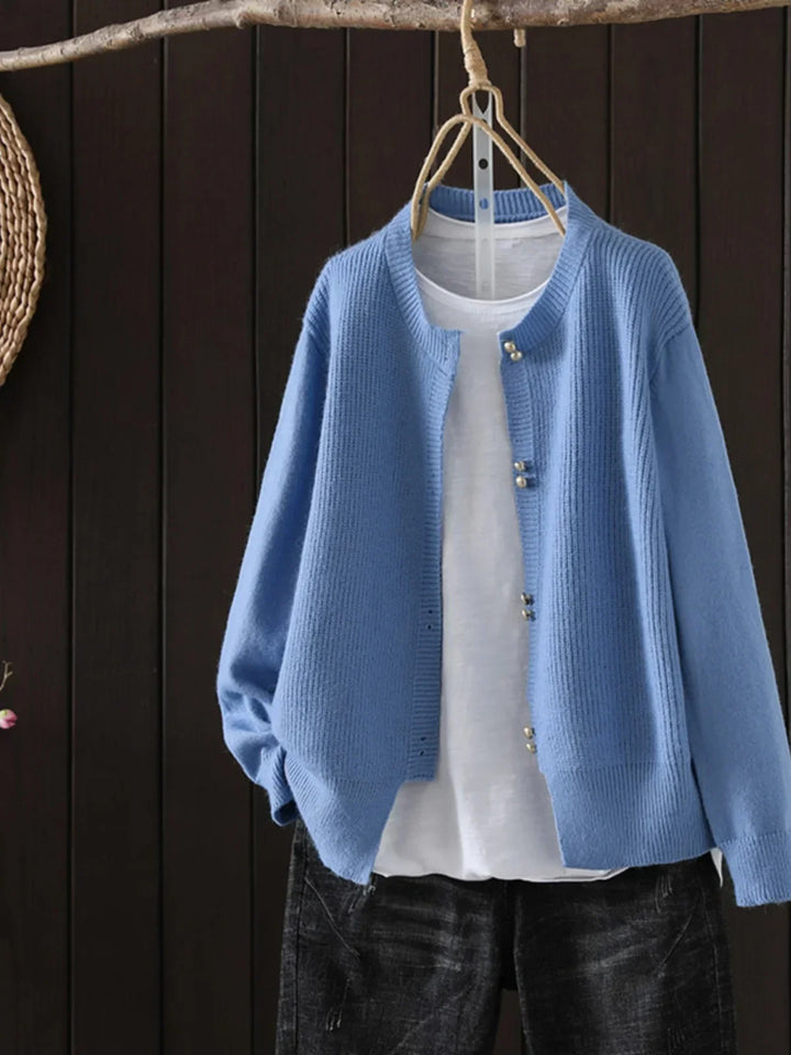 ELARA | CARDIGAN CON BOTTONI A PERLA