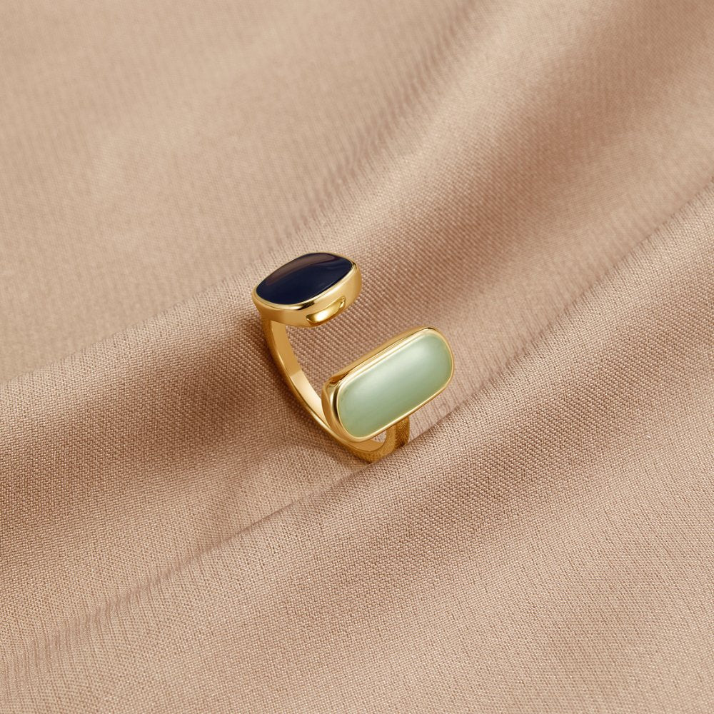 Anello Unico e Puro per uno Stile Elegante