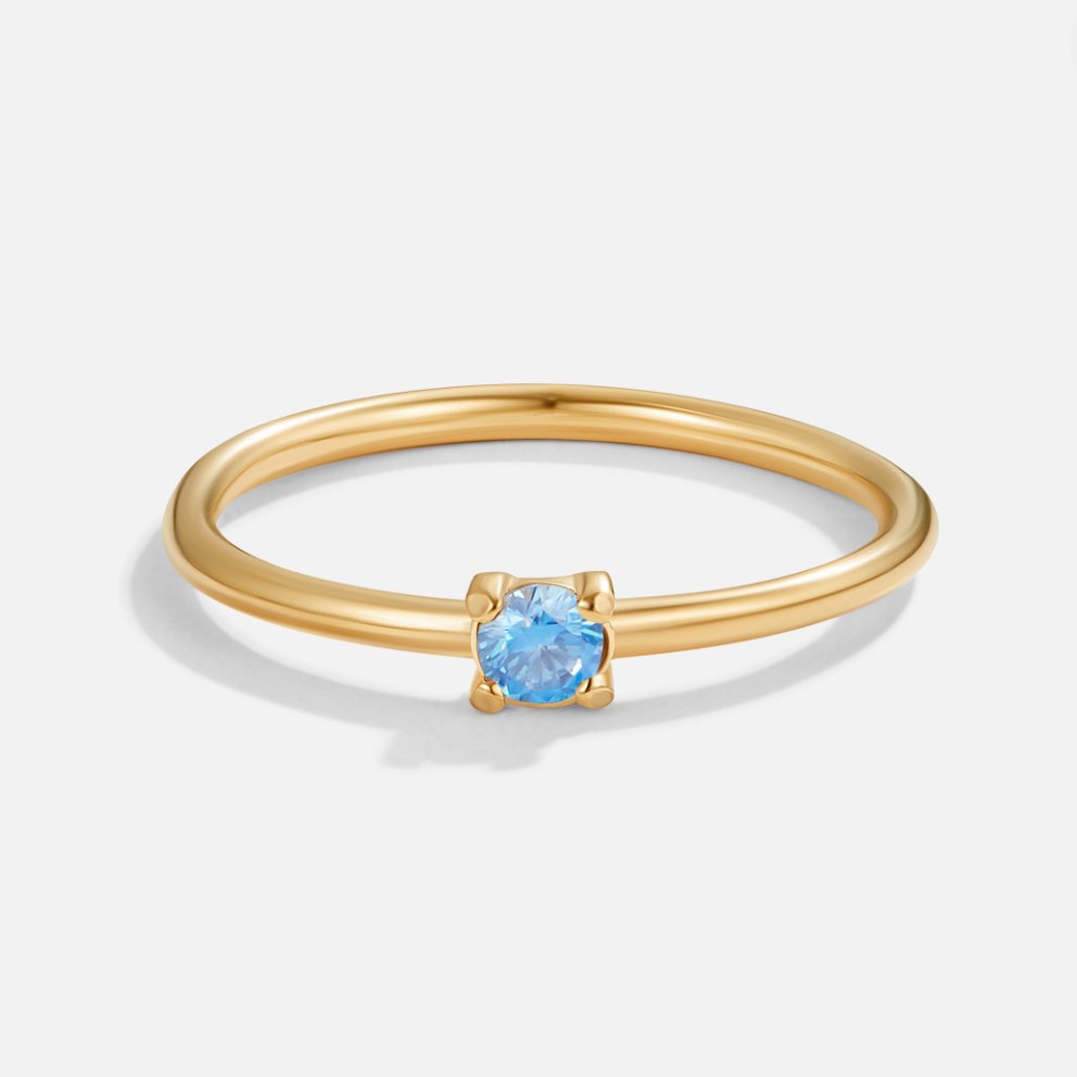 Elegante anello in oro con pietra di nascita personalizzata per un tocco unico
