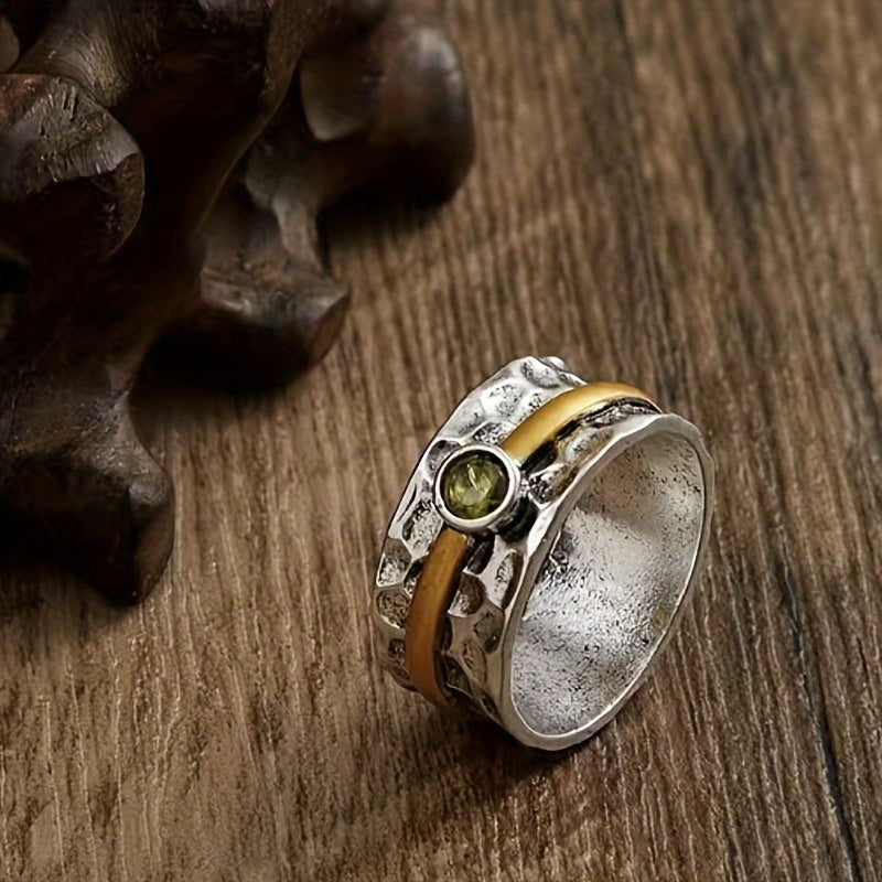 Anello elegante in zirconio verde per uno stile sofisticato