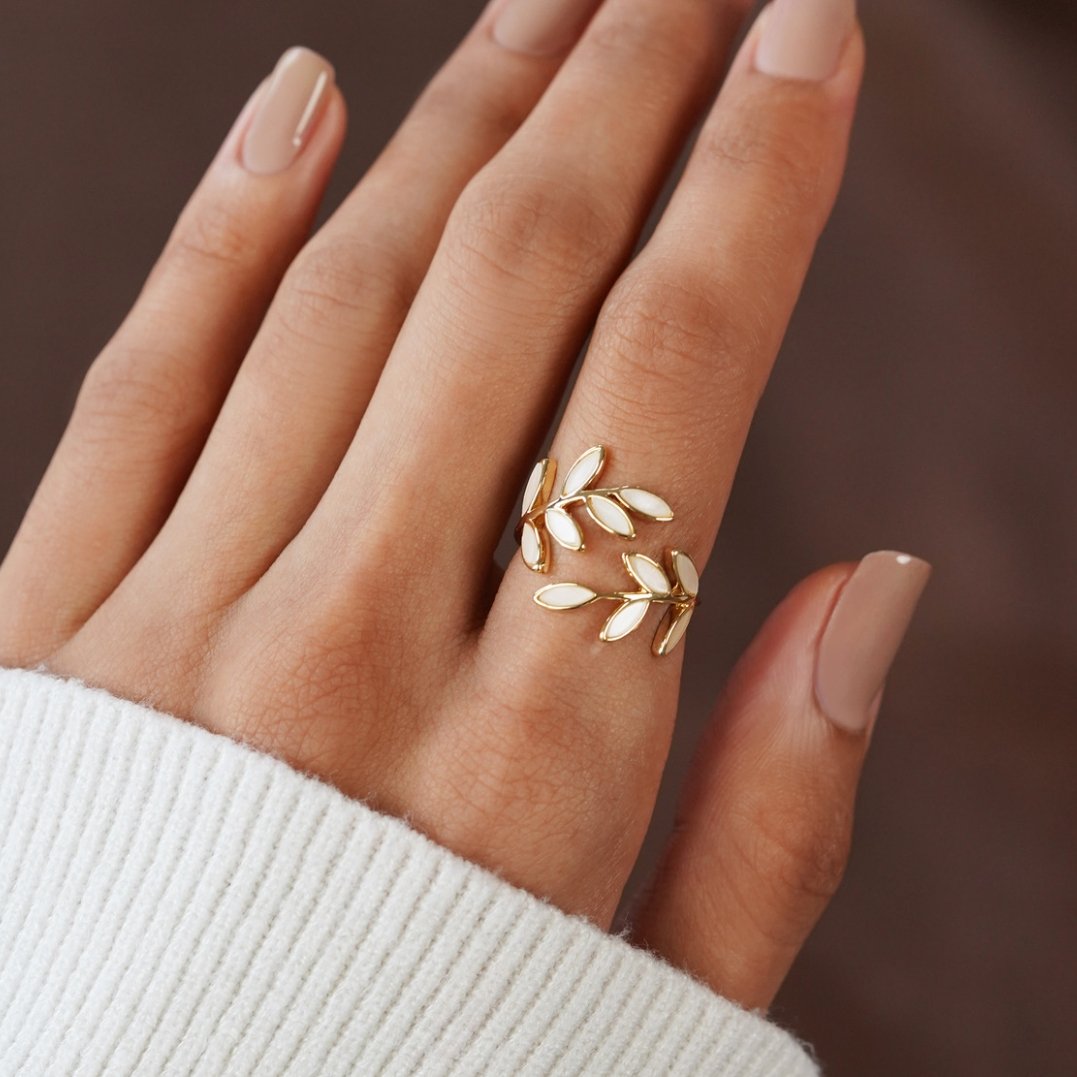 Anelli Goldblatt Tranquillità Elegante per un Look Raffinato