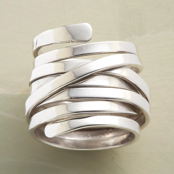 Anello Vintage in Argento Serenity con una Fascia Spessa