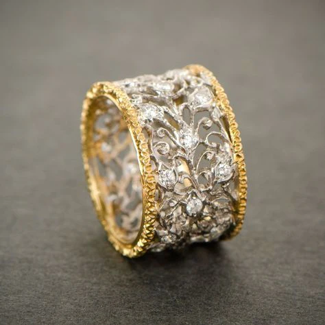 Anello vintage elegante in zirconia con motivo edera
