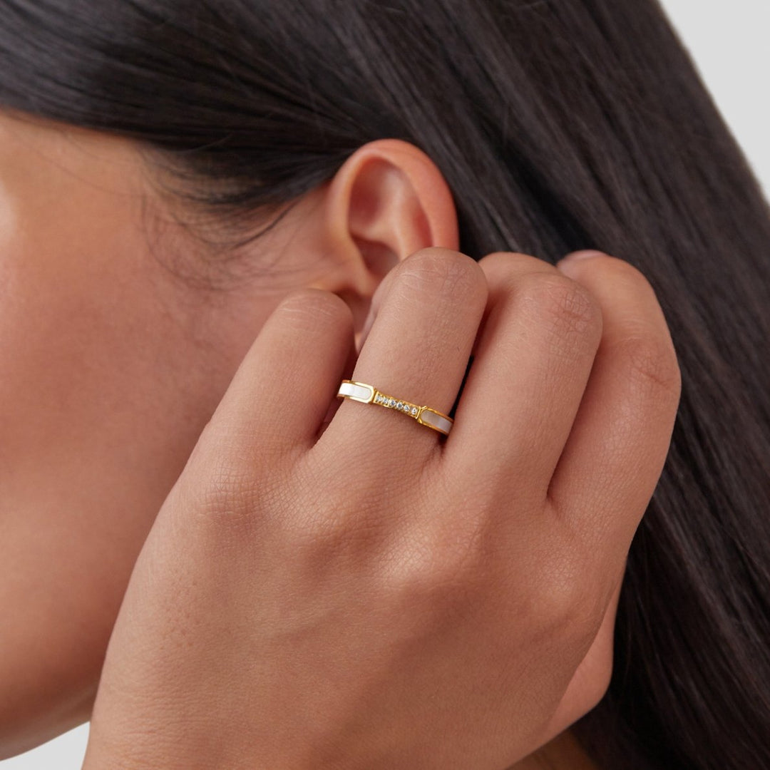 Anello Armonia in Perle e Cristalli Elegante