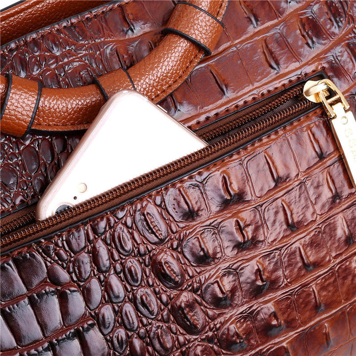 Carmina | Elegante Borsa a Mano con Pregiato Design