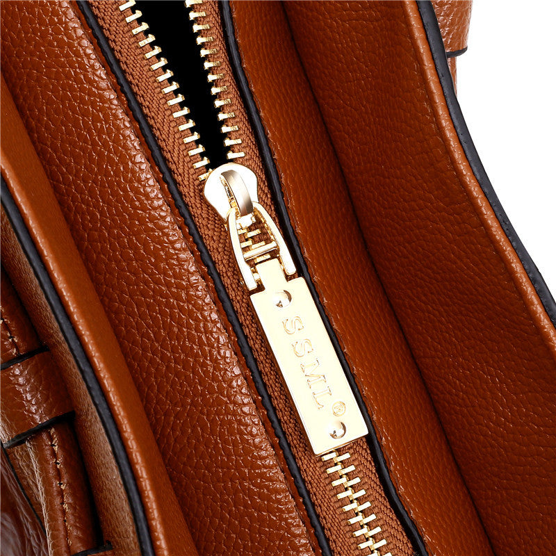 Carmina | Elegante Borsa a Mano con Pregiato Design