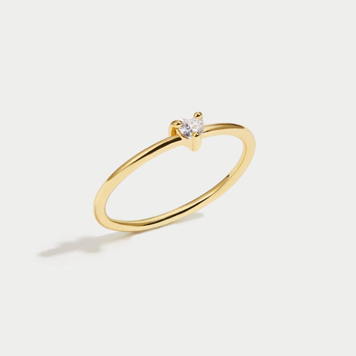 Anello a cuore in cristallo - Eleganza e brillantezza per uno stile raffinato