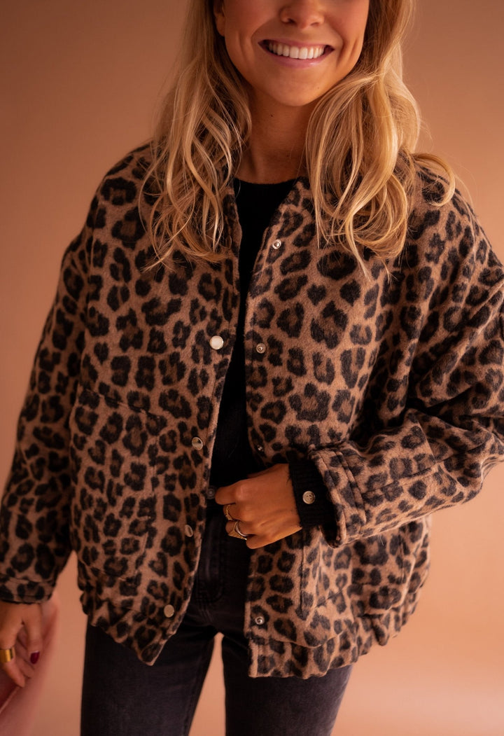 Sofia | Giacca in Stile Audace con Stampa Leopardo